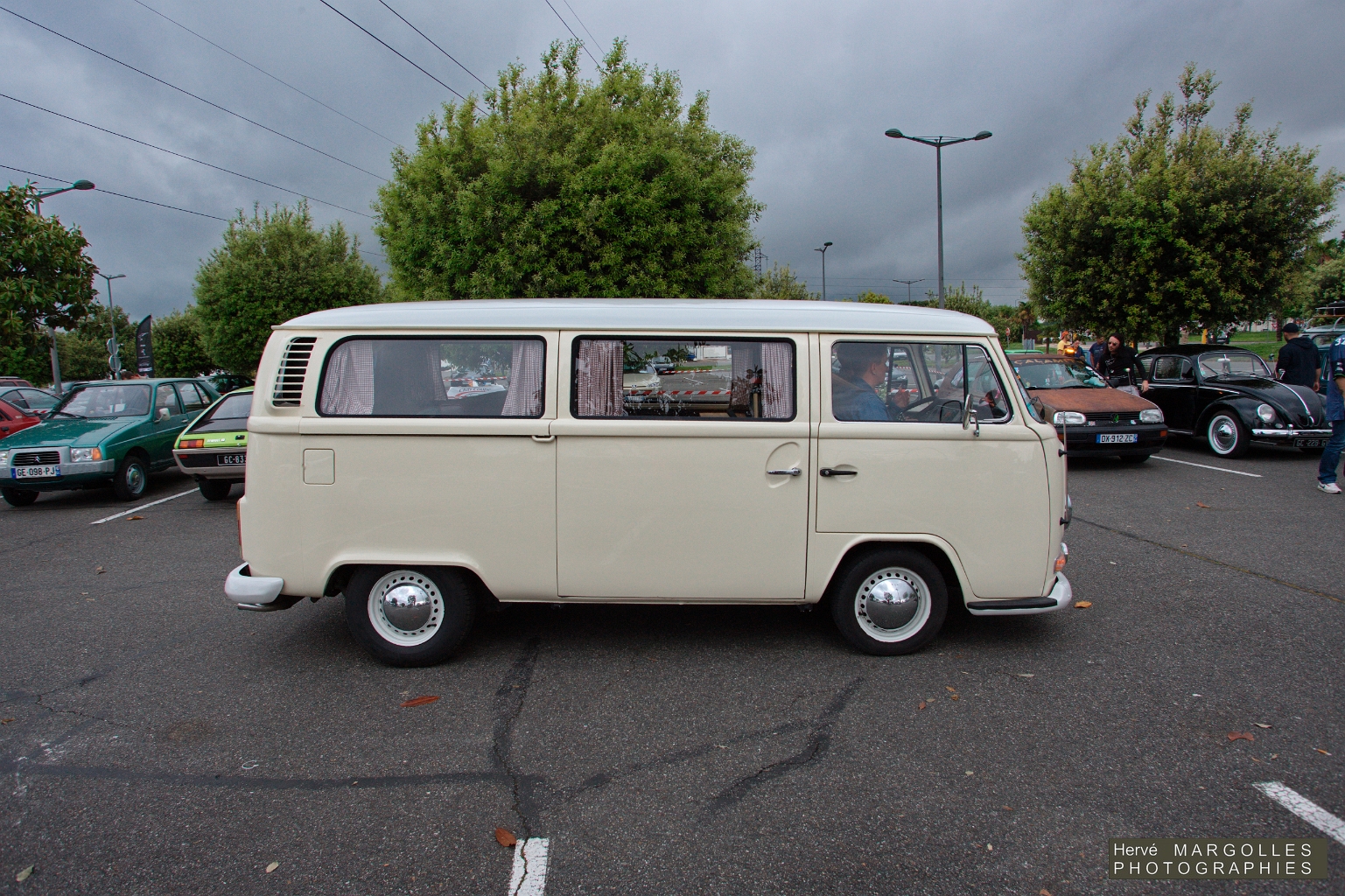 VW Combi-01.jpg